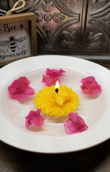 Pure Beeswax Floating Flower Bee Candle